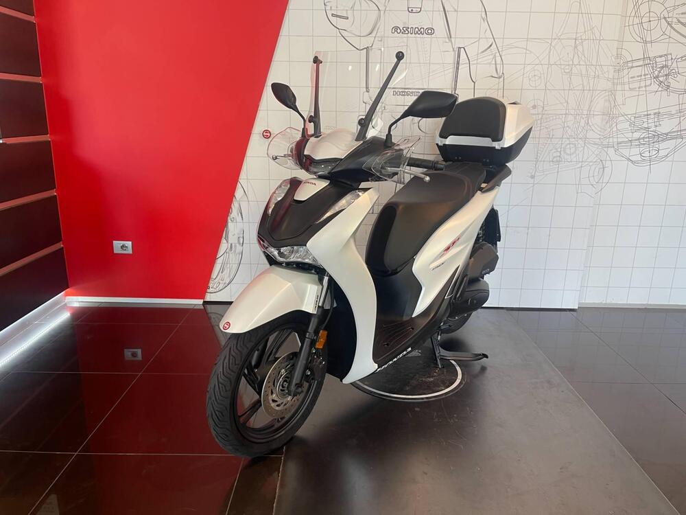 Honda SH 150i Sport (2024 - 25) (5)