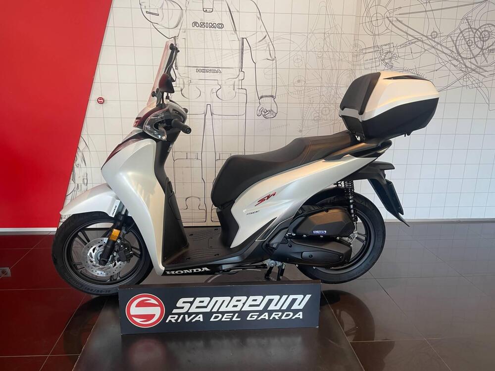Honda SH 150i Sport (2024 - 25) (7)
