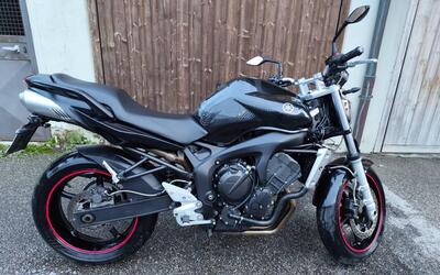 Yamaha FZ6 (2004 - 07) usata