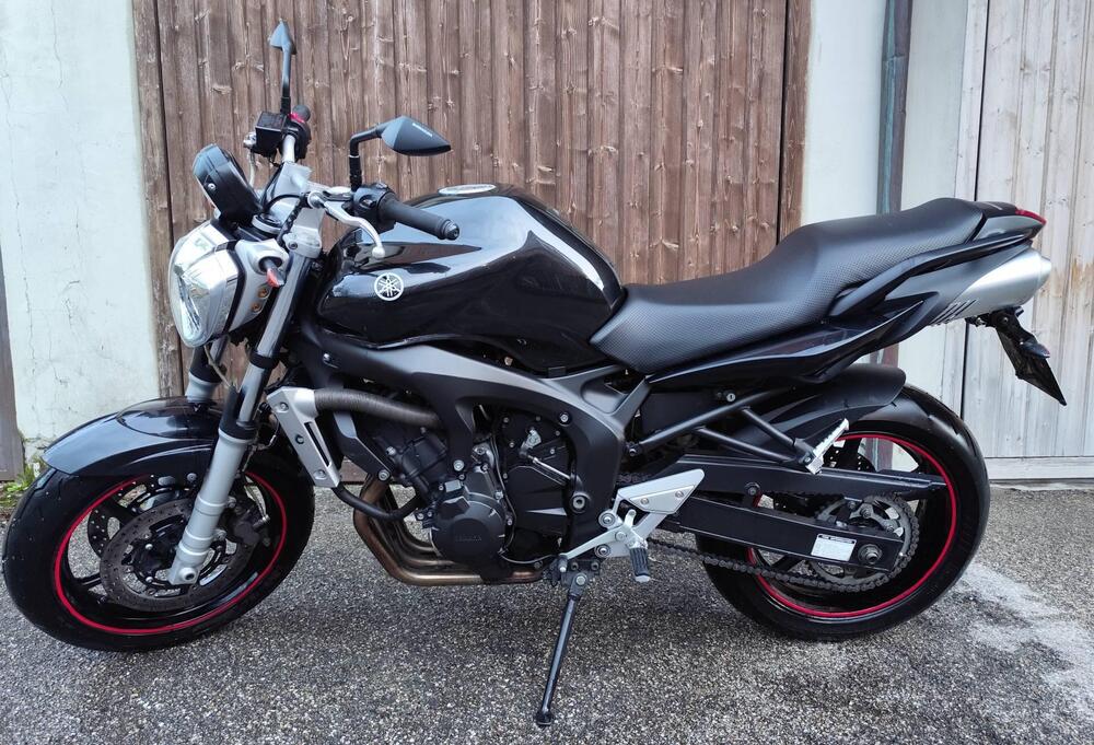 Yamaha FZ6 (2004 - 07) (5)