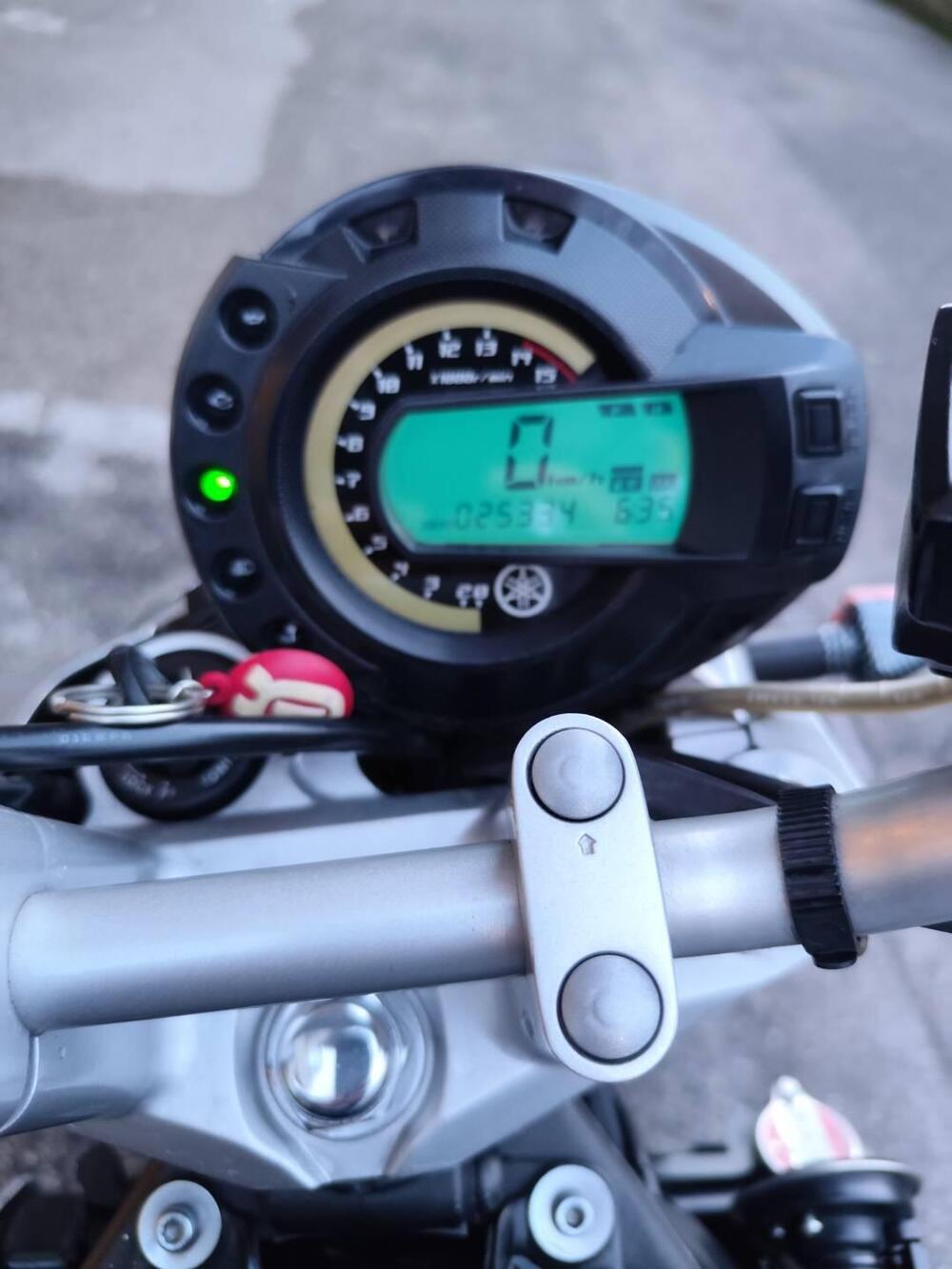 Yamaha FZ6 (2004 - 07) (7)