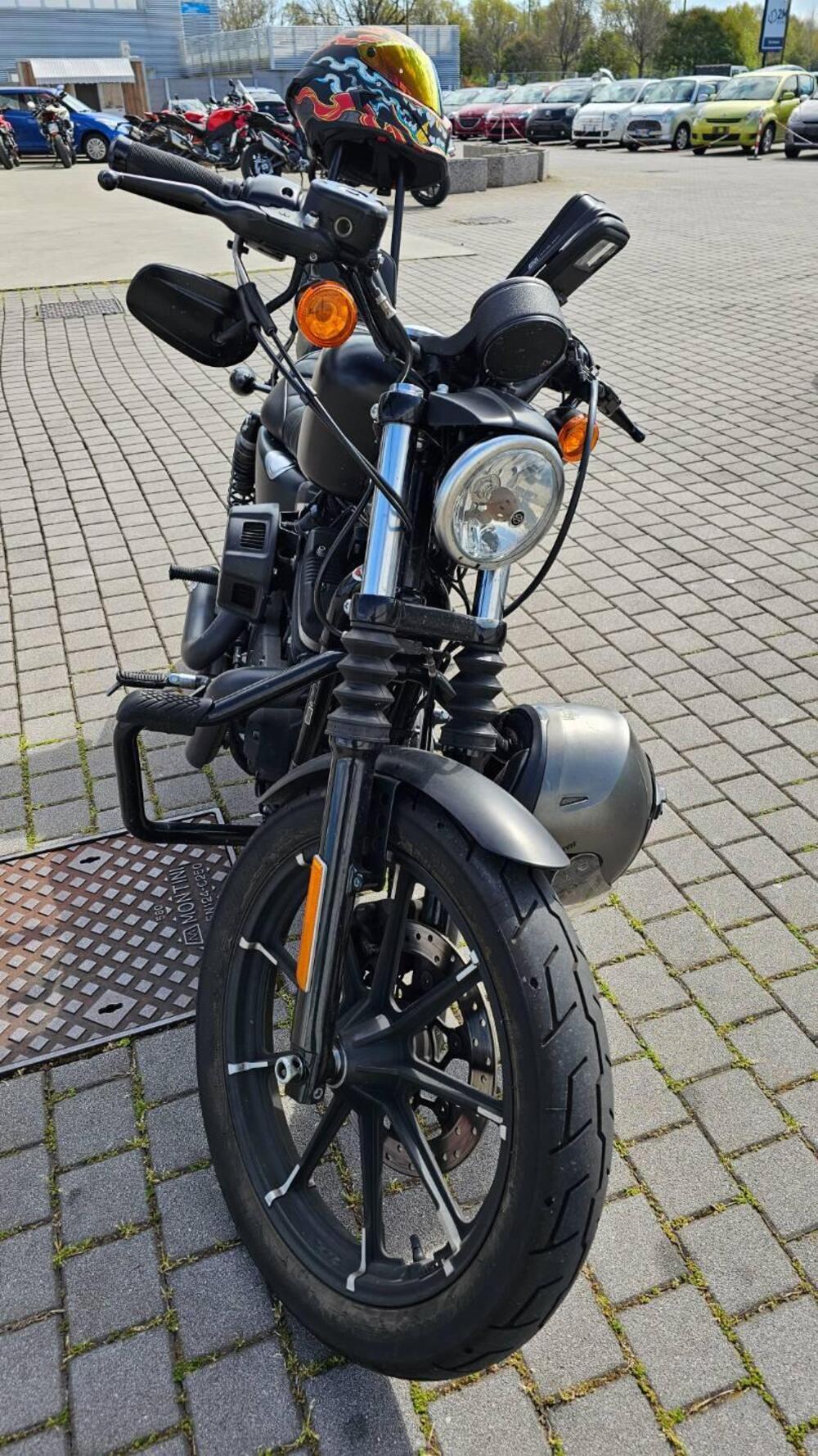 Harley-Davidson 883 Iron (2017 - 20) - XL 883N (4)