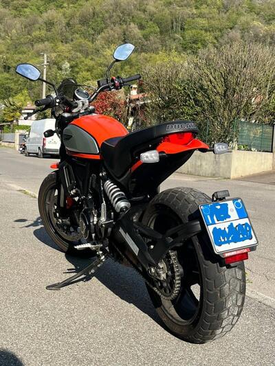 Ducati Scrambler 800 Icon (2021 - 22) usata