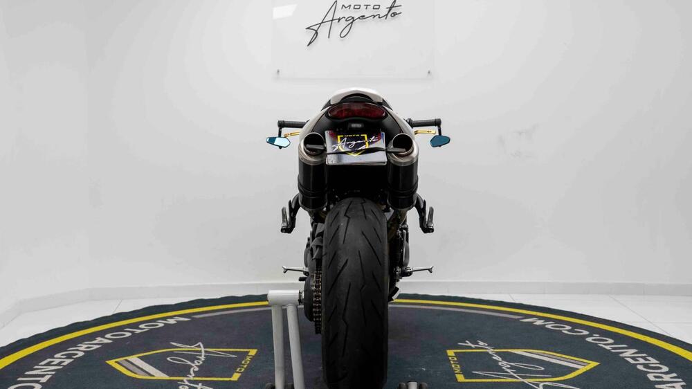 Triumph Speed Triple 1050 (2011 - 13) (4)