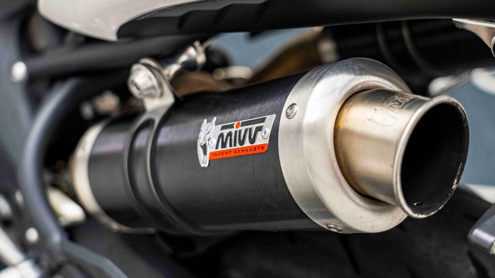 Triumph Speed Triple 1050 (2011 - 13) (14)