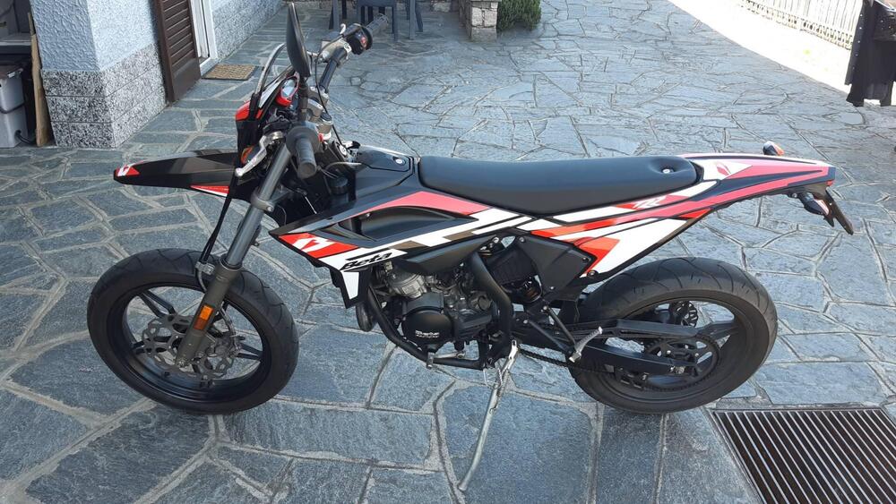 Betamotor RR 50 Motard (2021 - 26) (4)