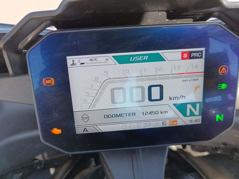 Aprilia RSV4 1100 (2021 - 24) (6)