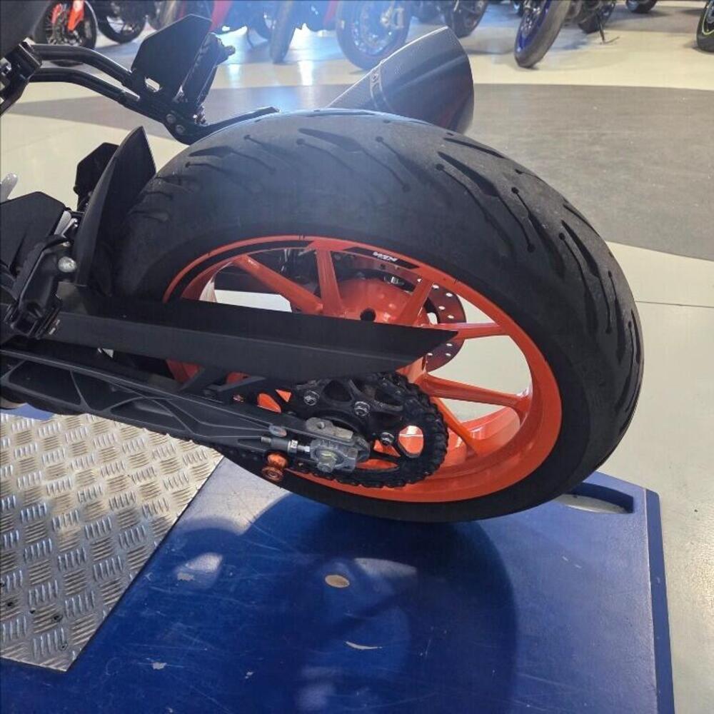 KTM 125 Duke (2021 - 23) (7)