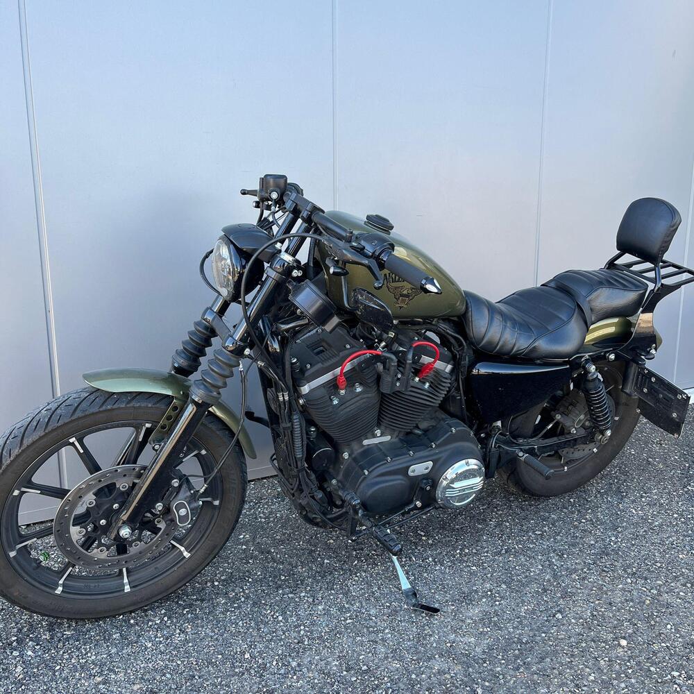 Harley-Davidson 883 Iron (2017 - 20) - XL 883N (15)