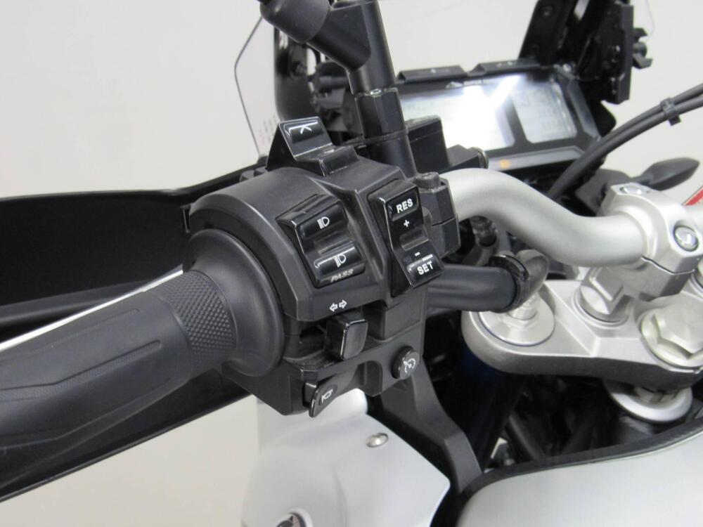 Yamaha XT1200Z Super Ténéré ABS (2015 - 16) (11)