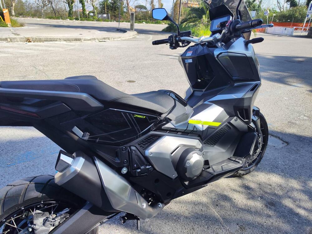 Honda X-ADV 750 DCT (2021 - 24) (5)