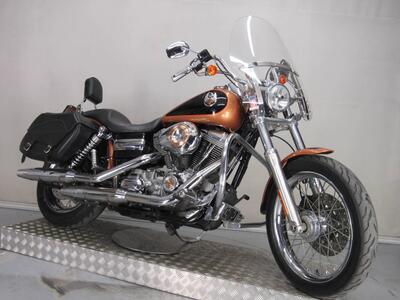 Harley-Davidson 1584 Super Glide Custom (2008 - 13) - FXDC usata