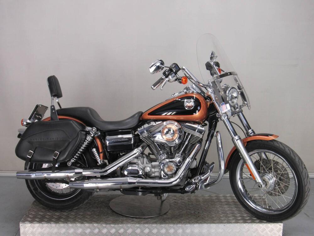 Harley-Davidson 1584 Super Glide Custom (2008 - 13) - FXDC (2)