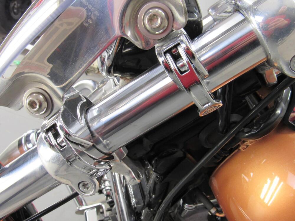 Harley-Davidson 1584 Super Glide Custom (2008 - 13) - FXDC (12)