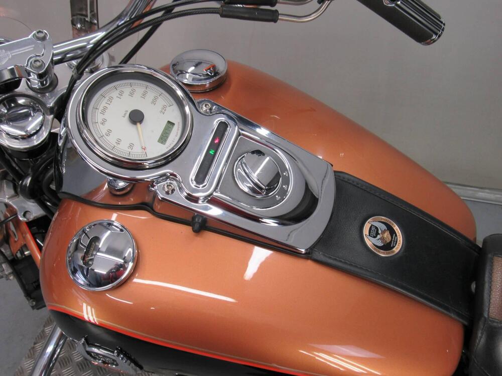Harley-Davidson 1584 Super Glide Custom (2008 - 13) - FXDC (15)