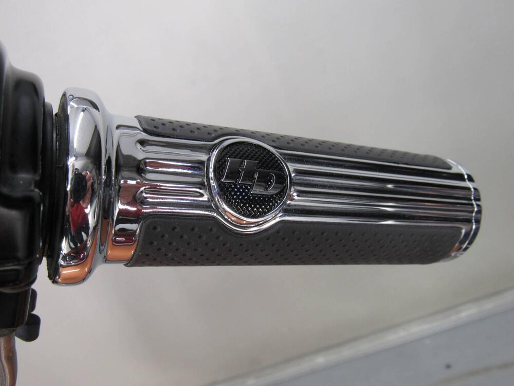 Harley-Davidson 1584 Super Glide Custom (2008 - 13) - FXDC (16)