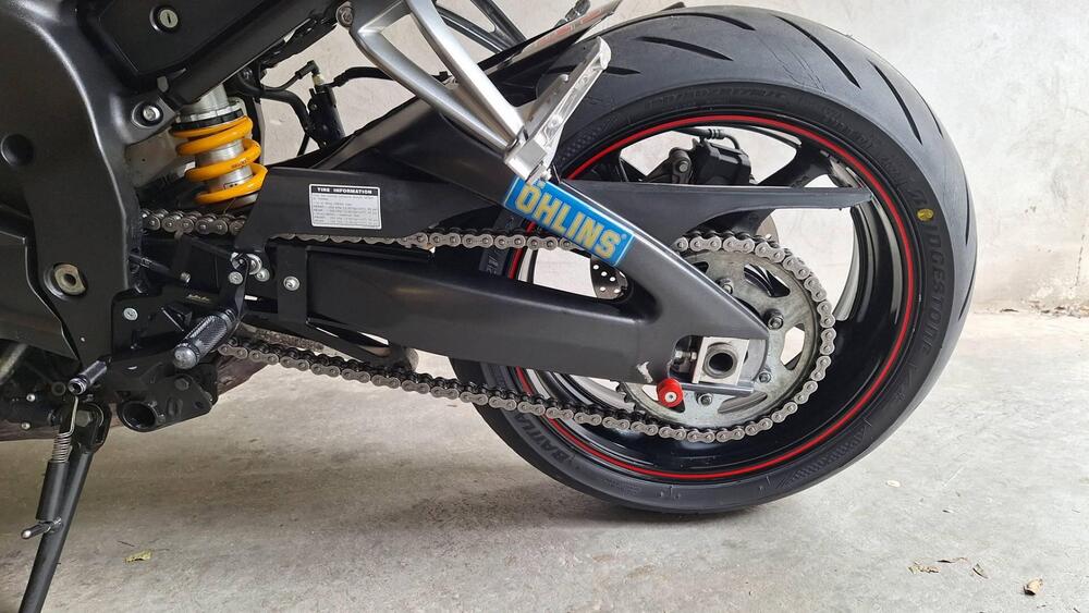 Yamaha FZ1 (2006 - 16) (2)