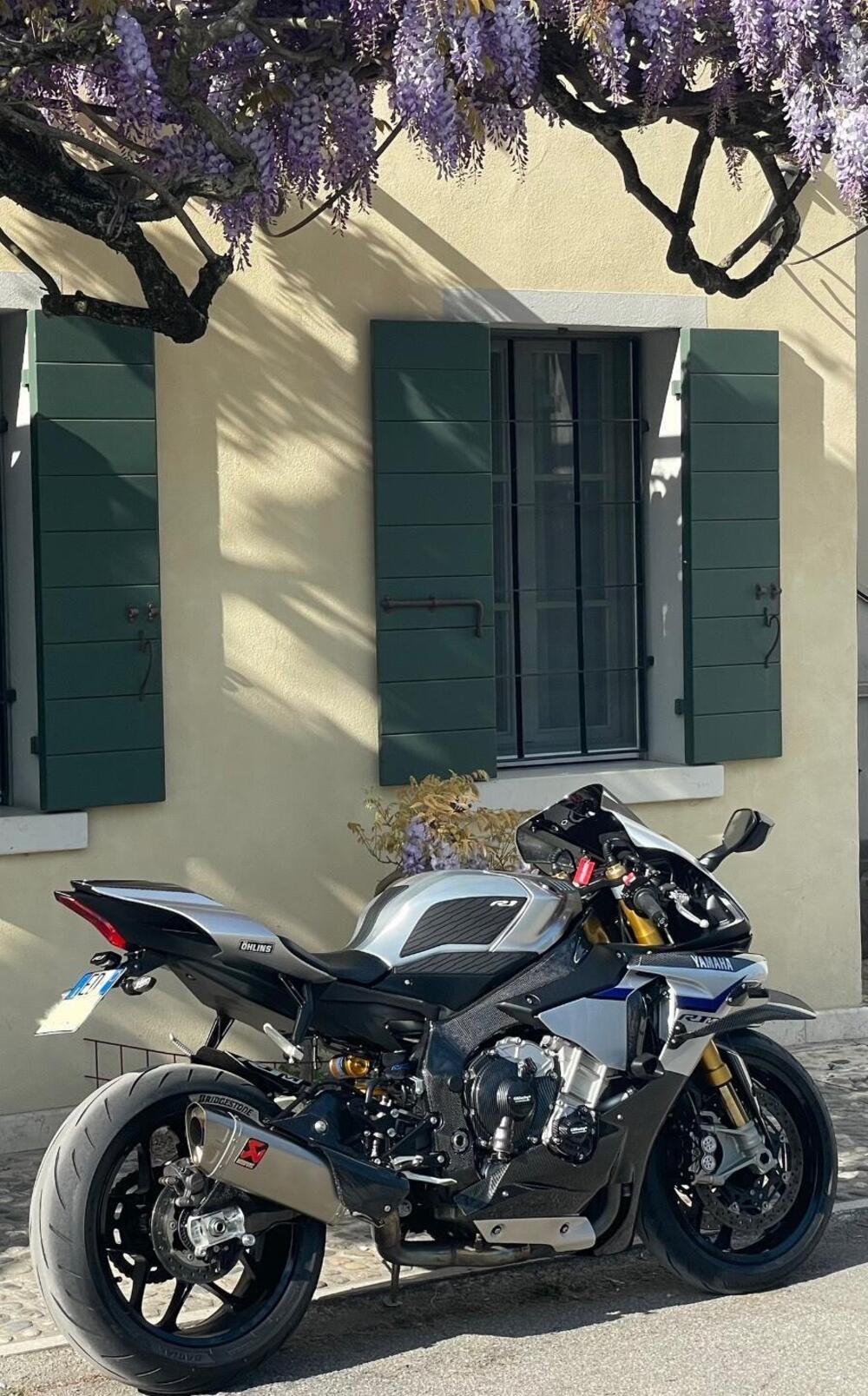 Yamaha YZF R1 M (2015 - 16) (4)