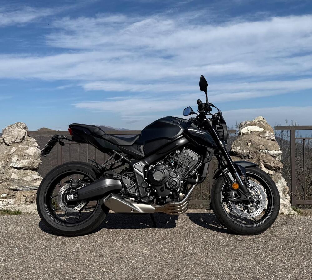 Honda CB 650 R (2021 - 23) (3)