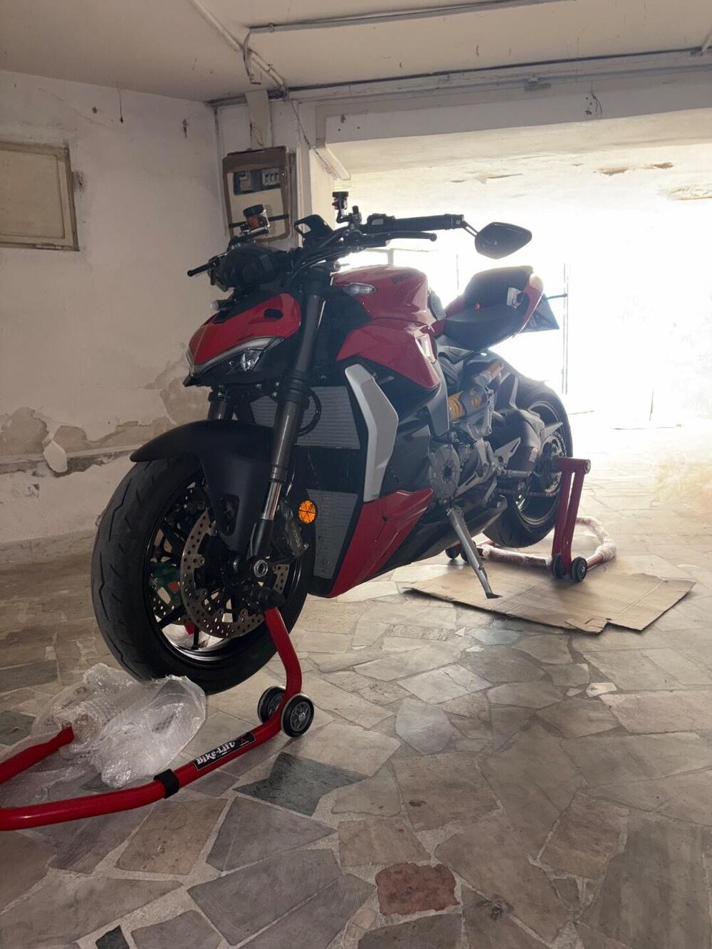 Ducati Streetfighter V2 (2022 - 24) (3)