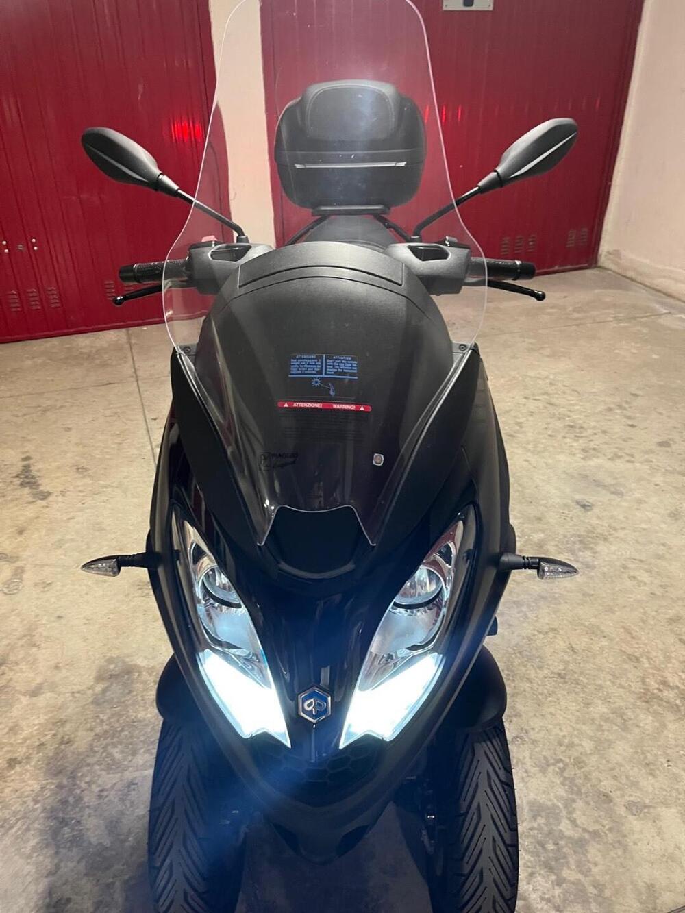 Piaggio MP3 300 ABS Hpe (2021 - 24) (9)