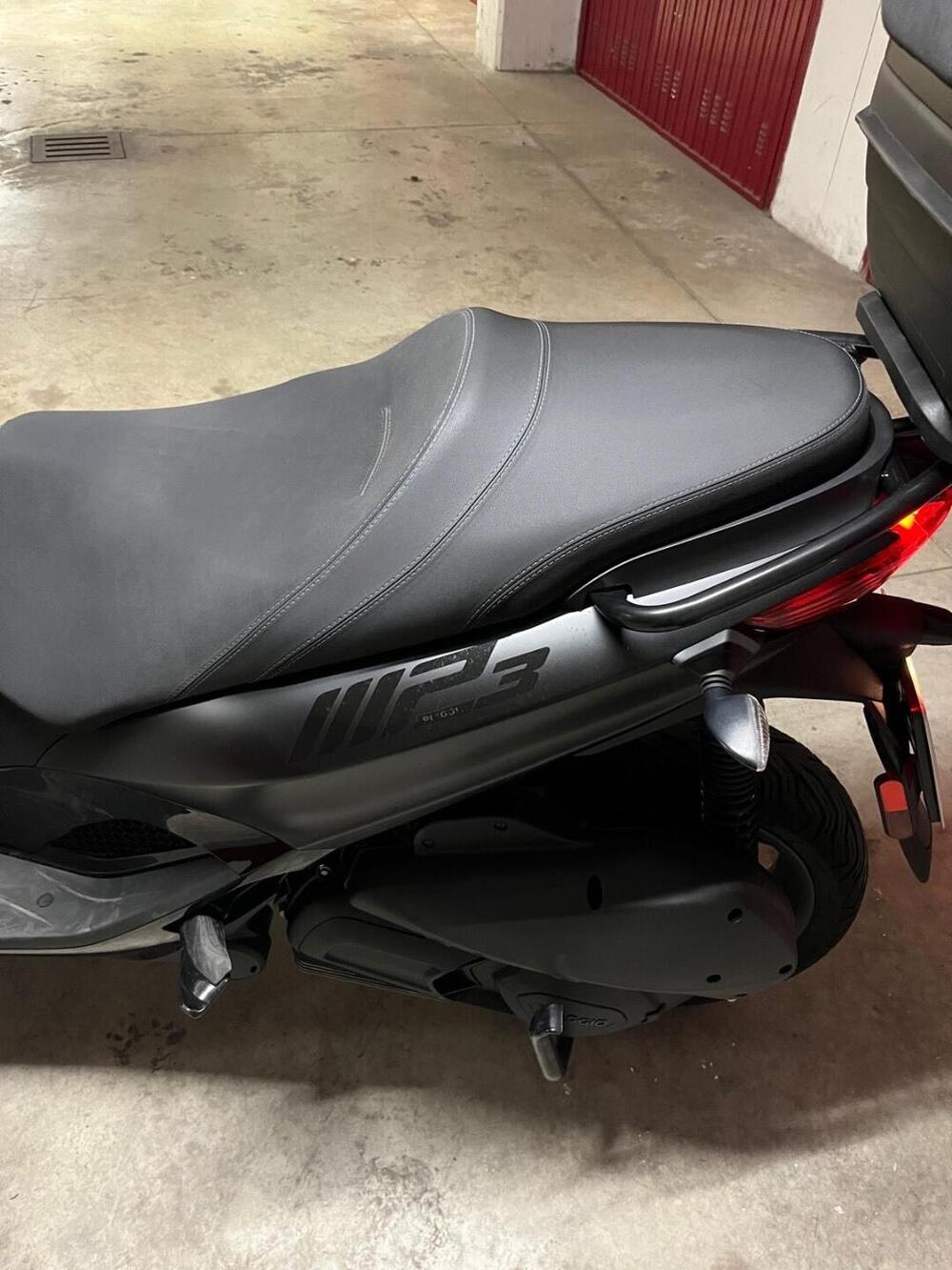 Piaggio MP3 300 ABS Hpe (2021 - 24) (12)