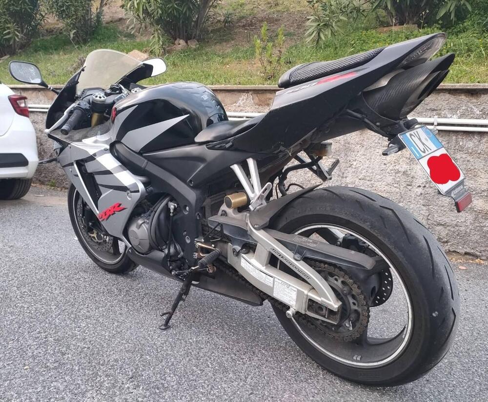 Honda CBR 600 RR (2005 - 06) (2)