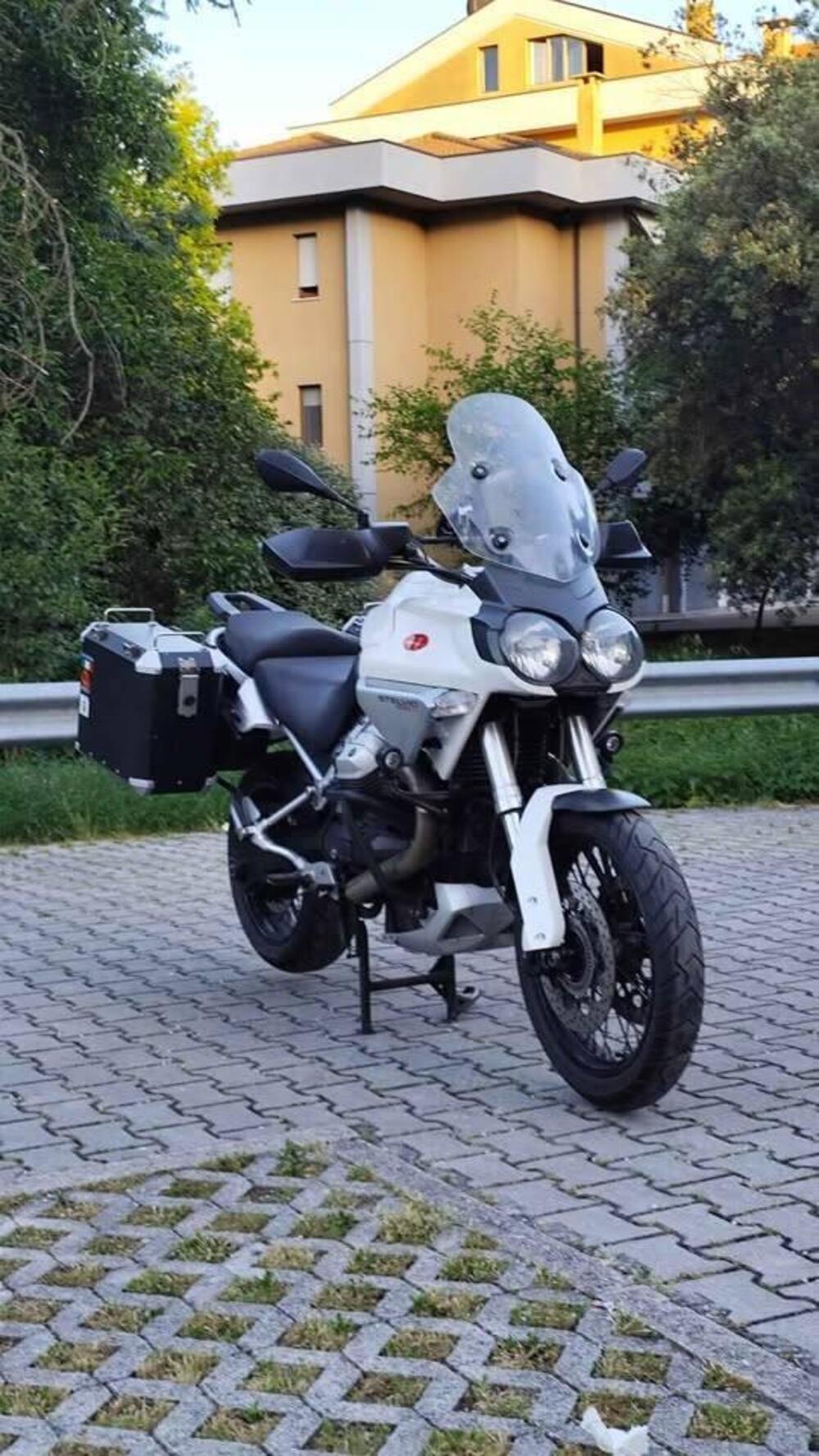 Moto Guzzi Stelvio 1200 4V (2008 - 10) (2)