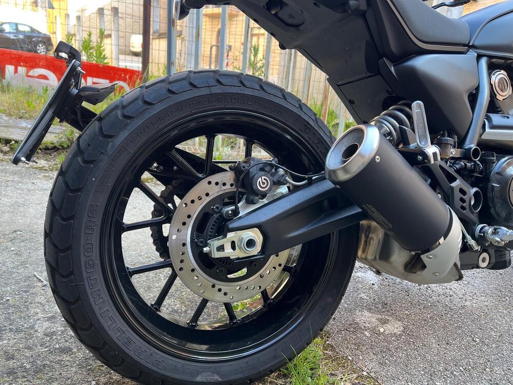 Ducati Scrambler 800 Icon Dark (2025 - 26) (5)