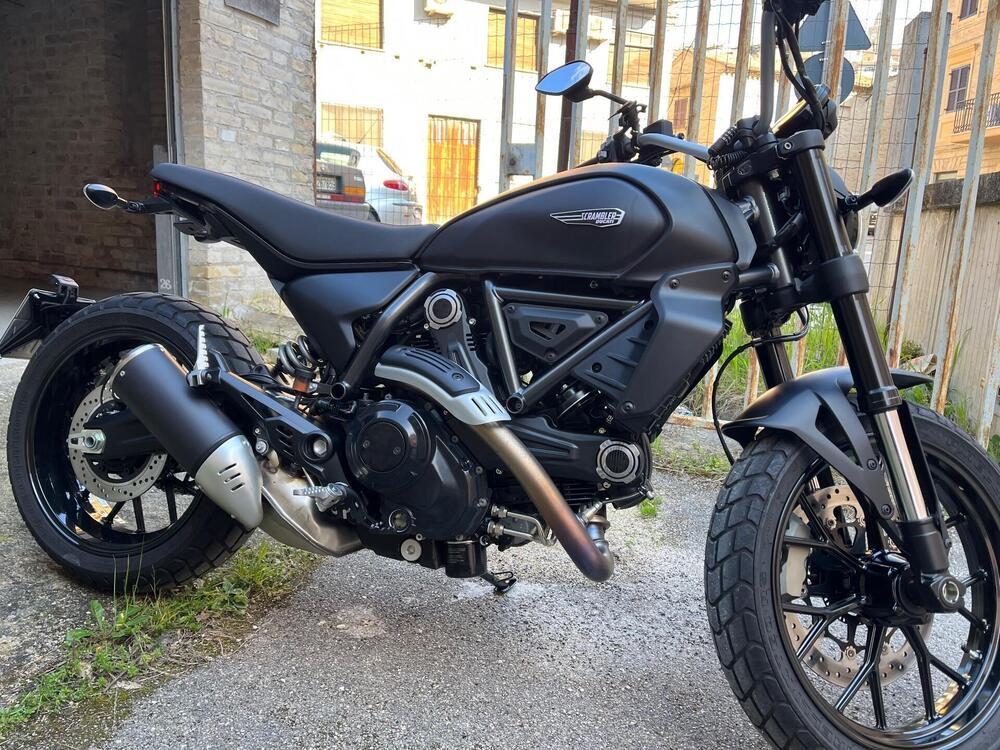 Ducati Scrambler 800 Icon Dark (2025 - 26) (7)