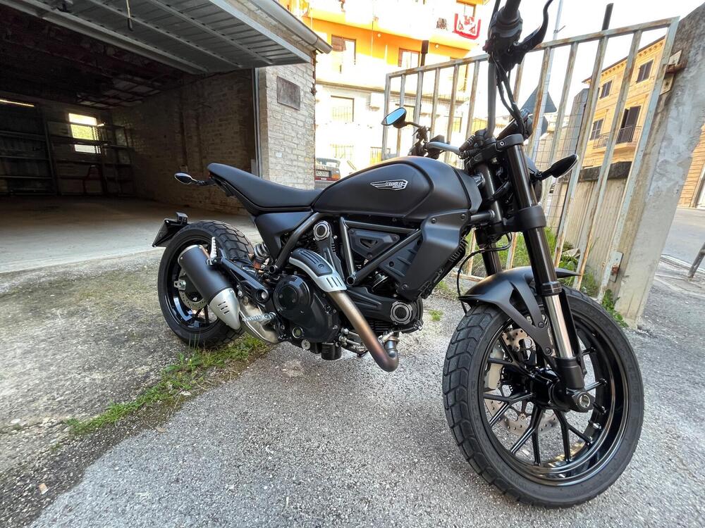 Ducati Scrambler 800 Icon Dark (2025 - 26) (8)