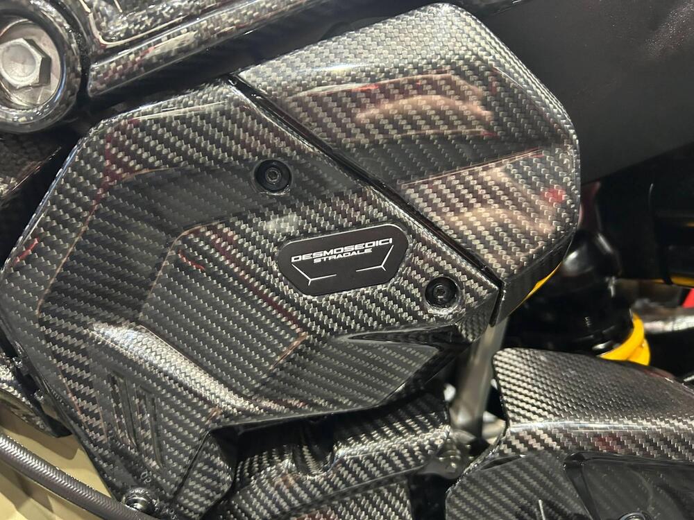 Ducati Panigale V4 Lamborghini (2026) (7)