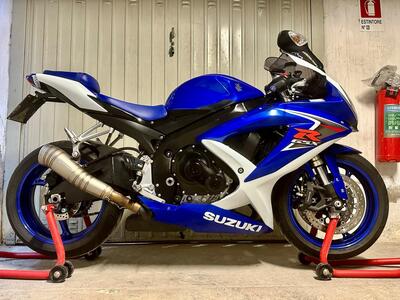 Suzuki GSX R 600 (2008 - 10) usata