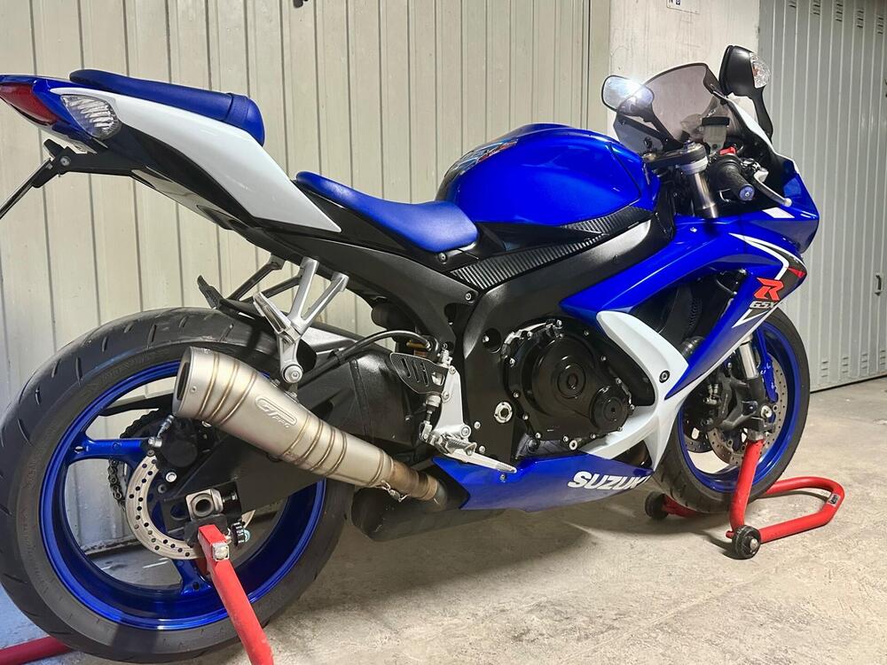 Suzuki GSX R 600 (2008 - 10) (3)