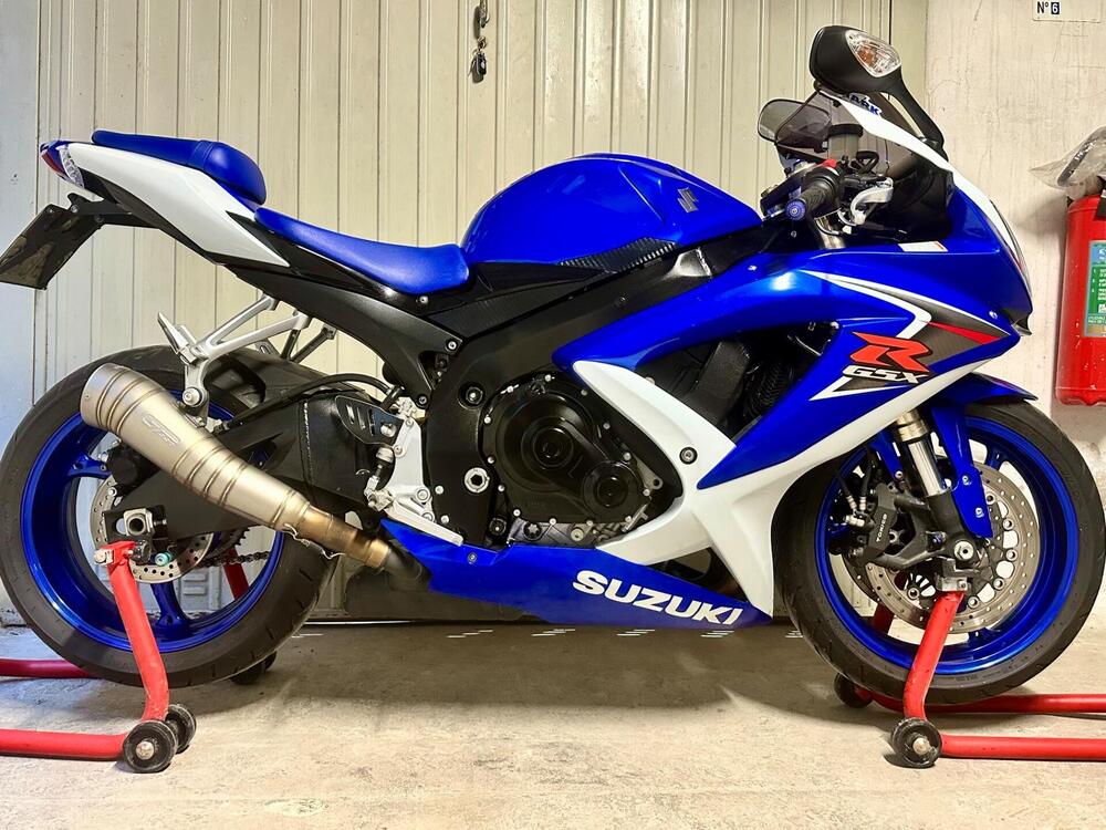 Suzuki GSX R 600 (2008 - 10) (5)