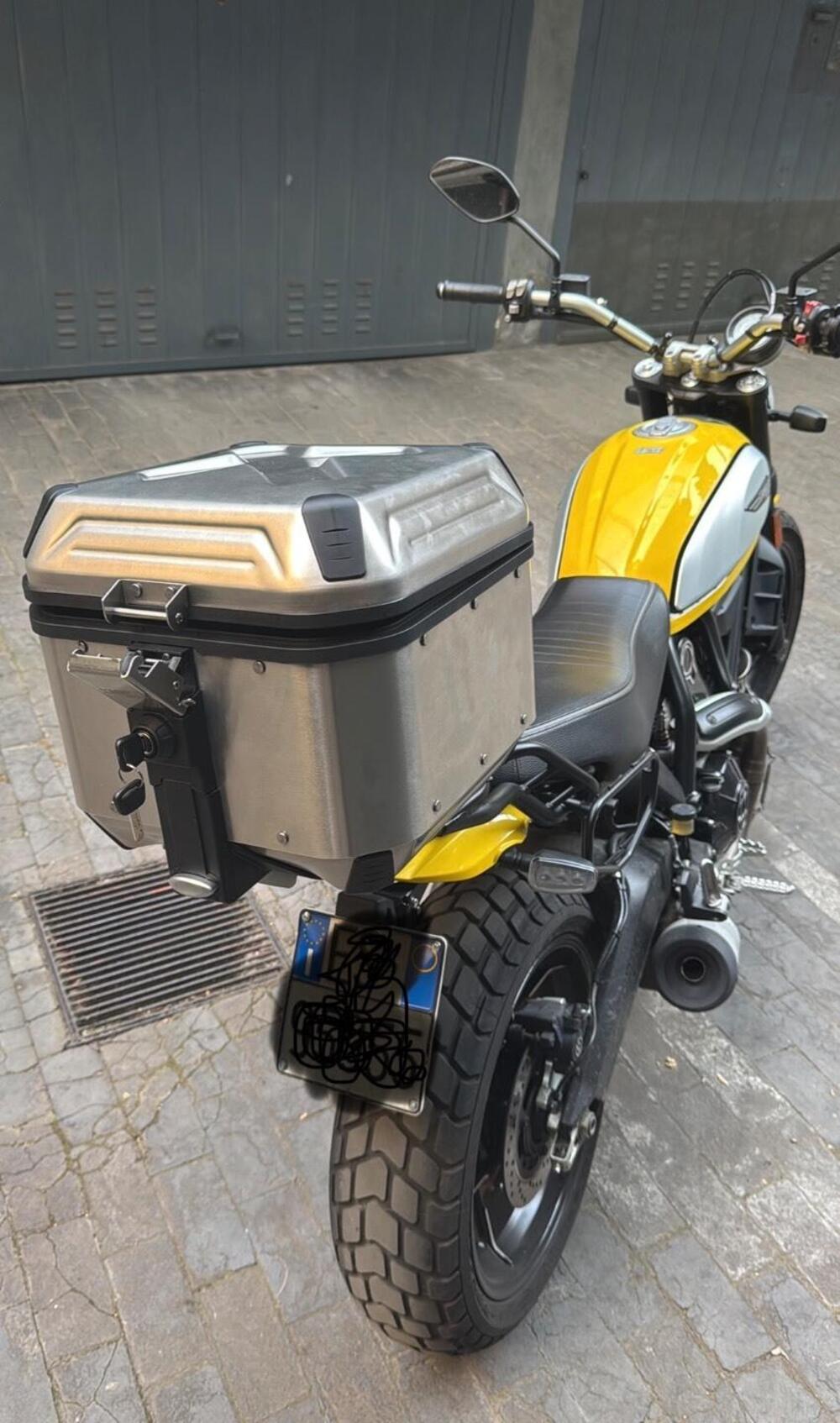 Ducati Scrambler 800 Icon (2017 - 20) (2)