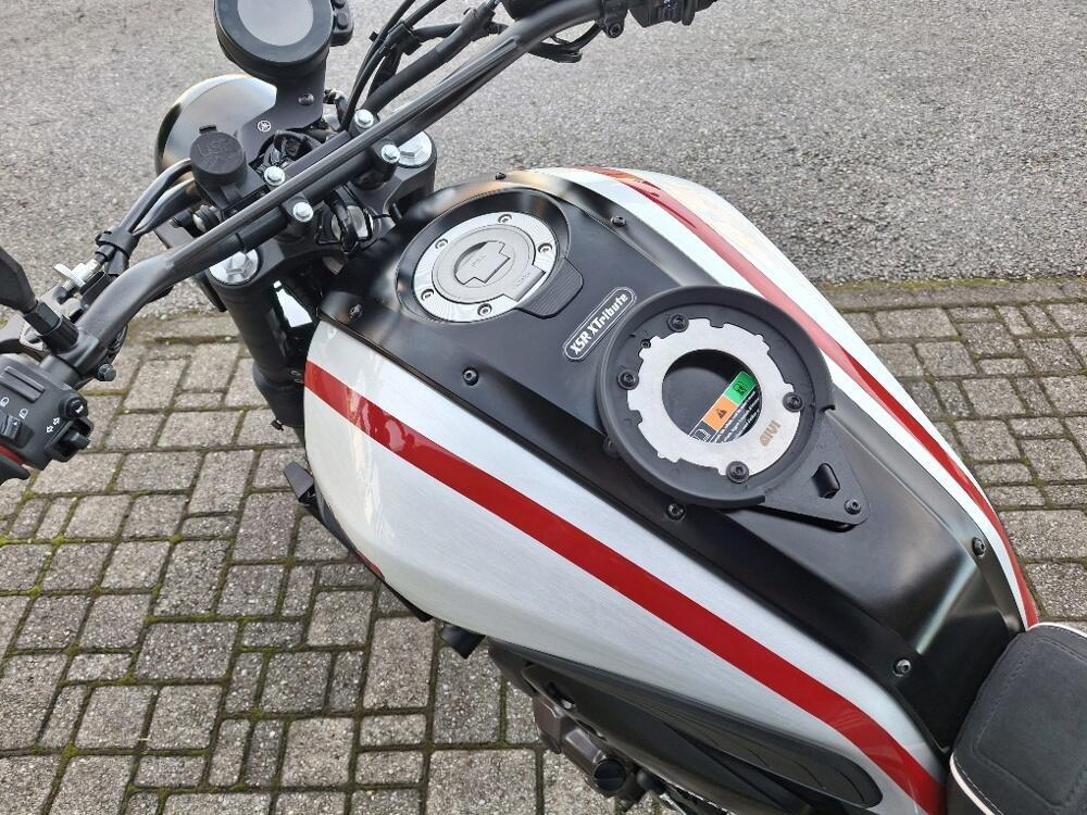 Yamaha XSR 700 (2021) (7)