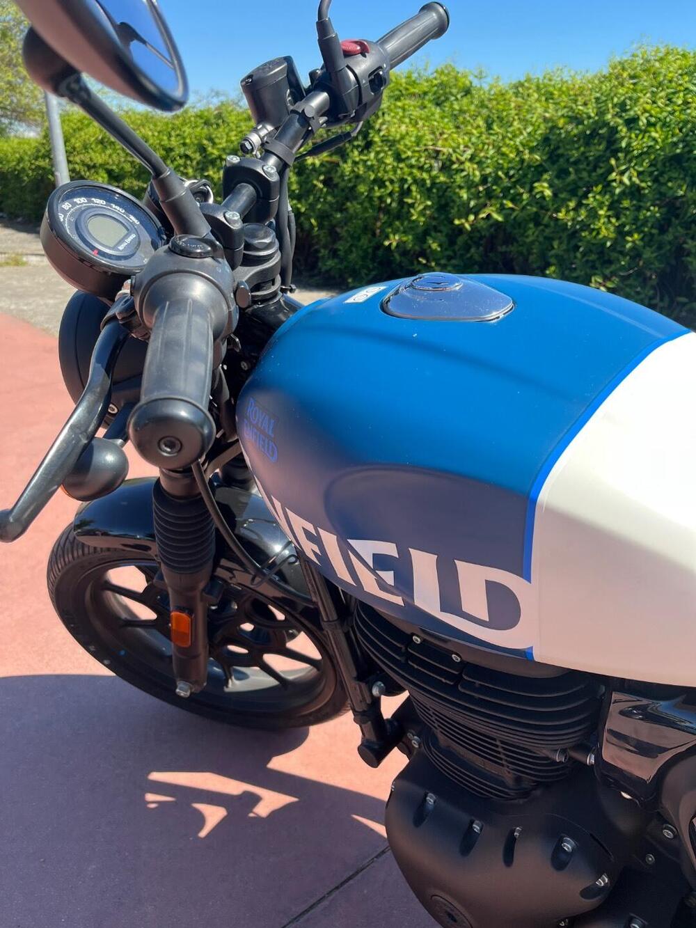 Royal Enfield HNTR 350 (2022 - 26) (4)