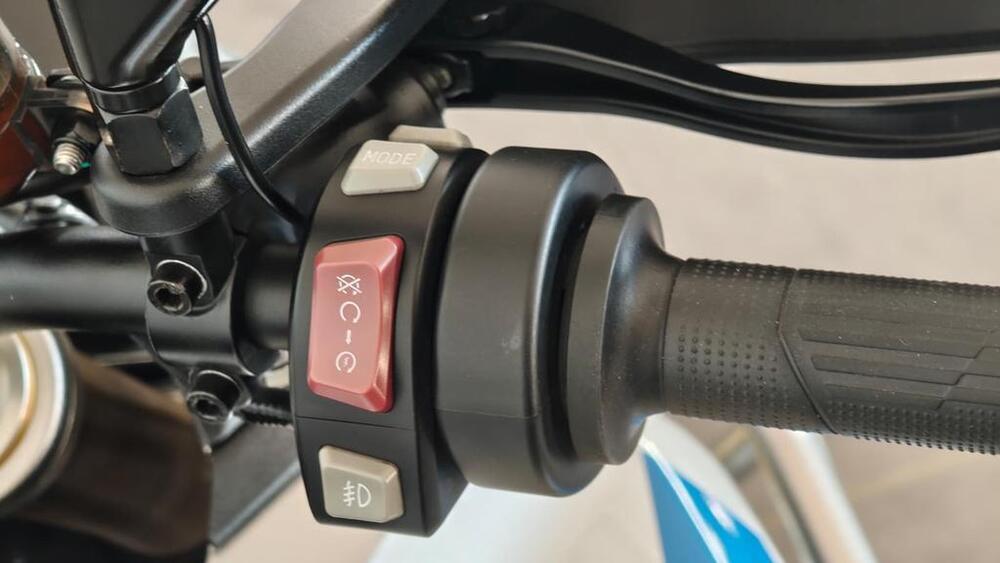 Voge Valico 900DSX (2024 - 26) (7)