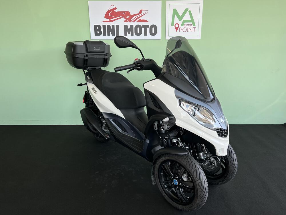 Piaggio MP3 300 ABS Hpe (2021 - 24) (2)