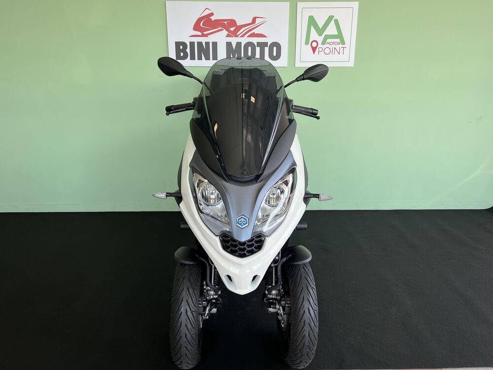 Piaggio MP3 300 ABS Hpe (2021 - 24) (3)