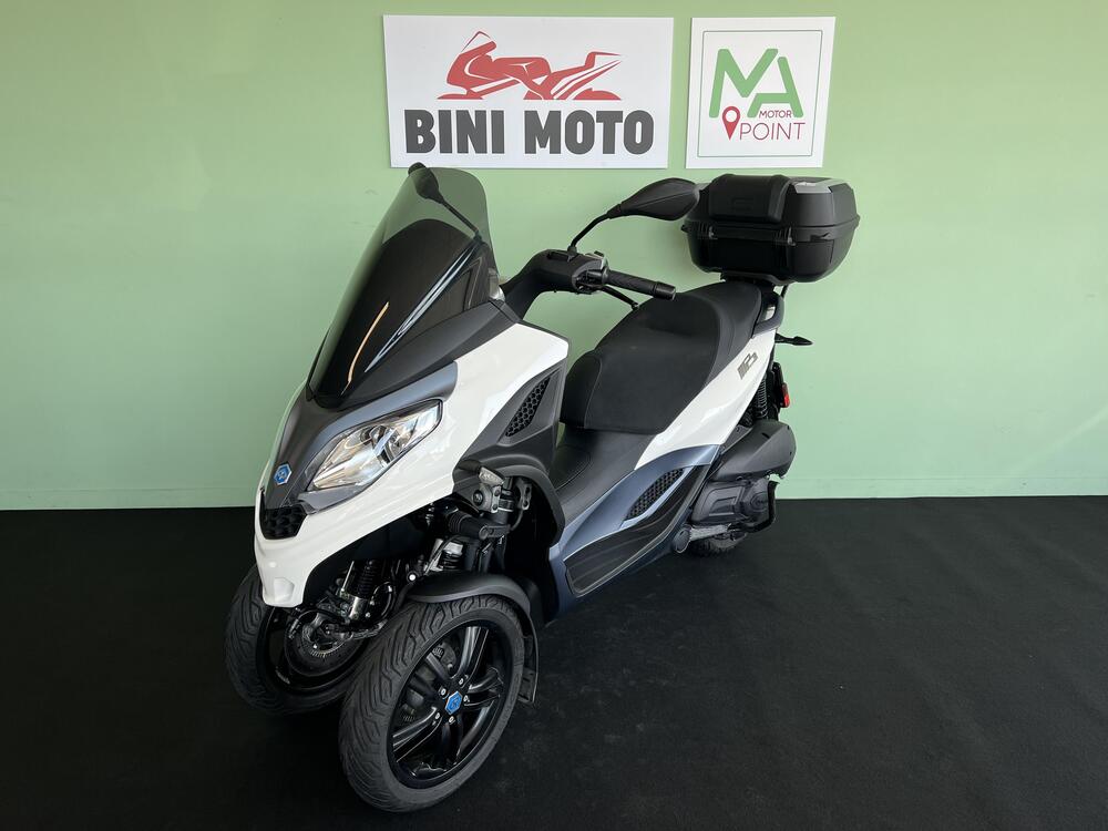Piaggio MP3 300 ABS Hpe (2021 - 24) (4)