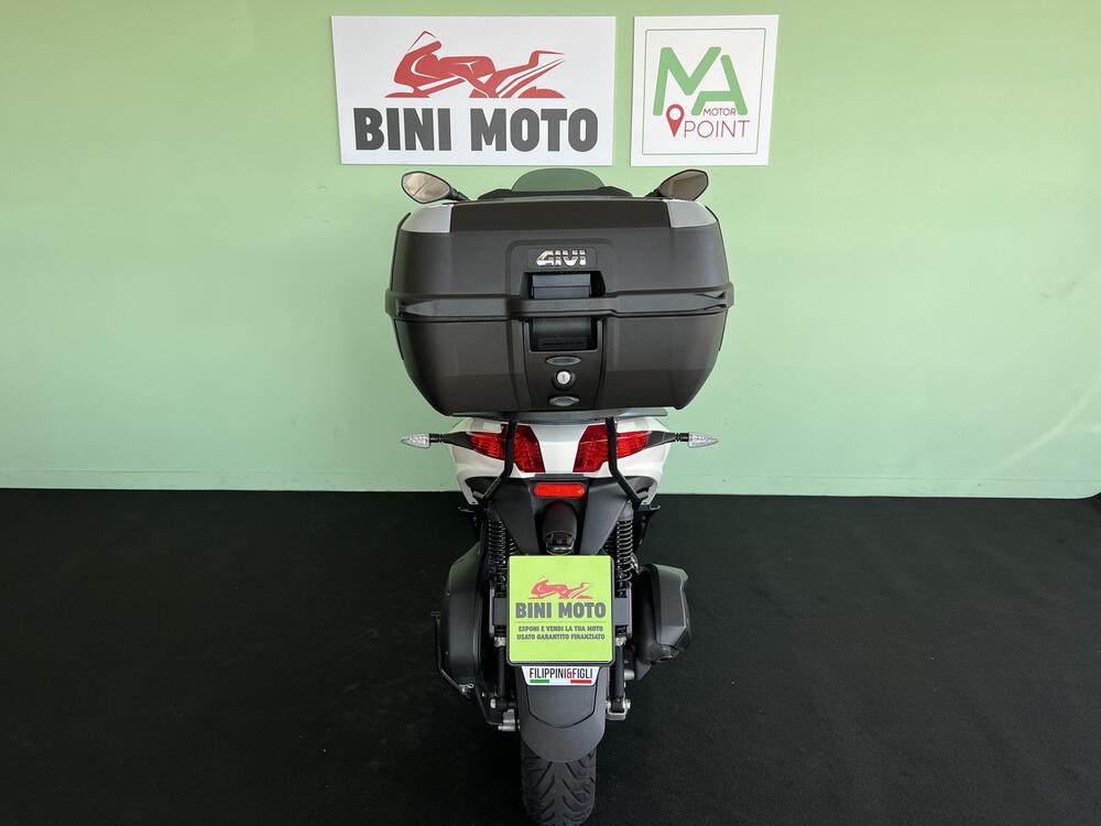 Piaggio MP3 300 ABS Hpe (2021 - 24) (7)