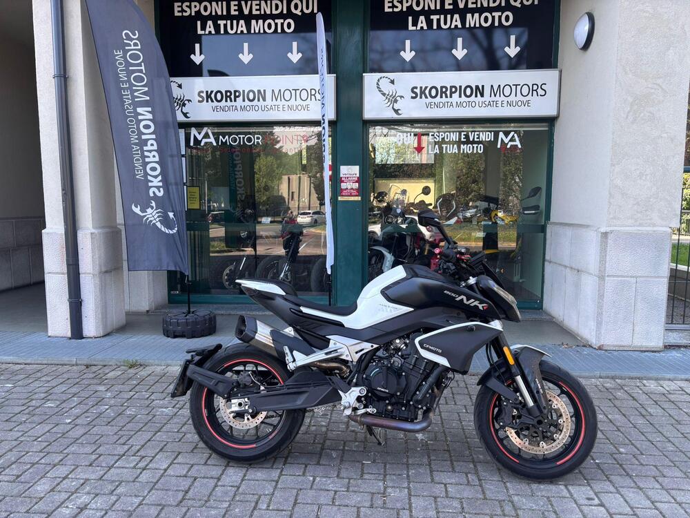 CFMOTO 800NK Advanced (2023 - 26)