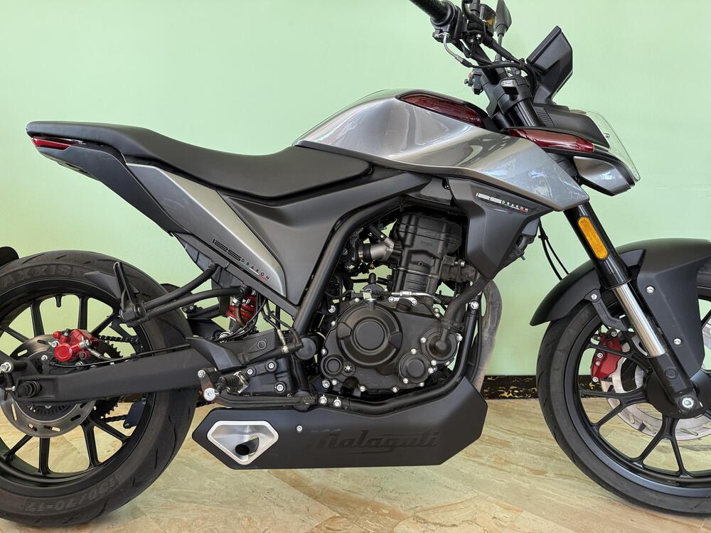 Malaguti Drakon 125 (2022 - 26) (10)