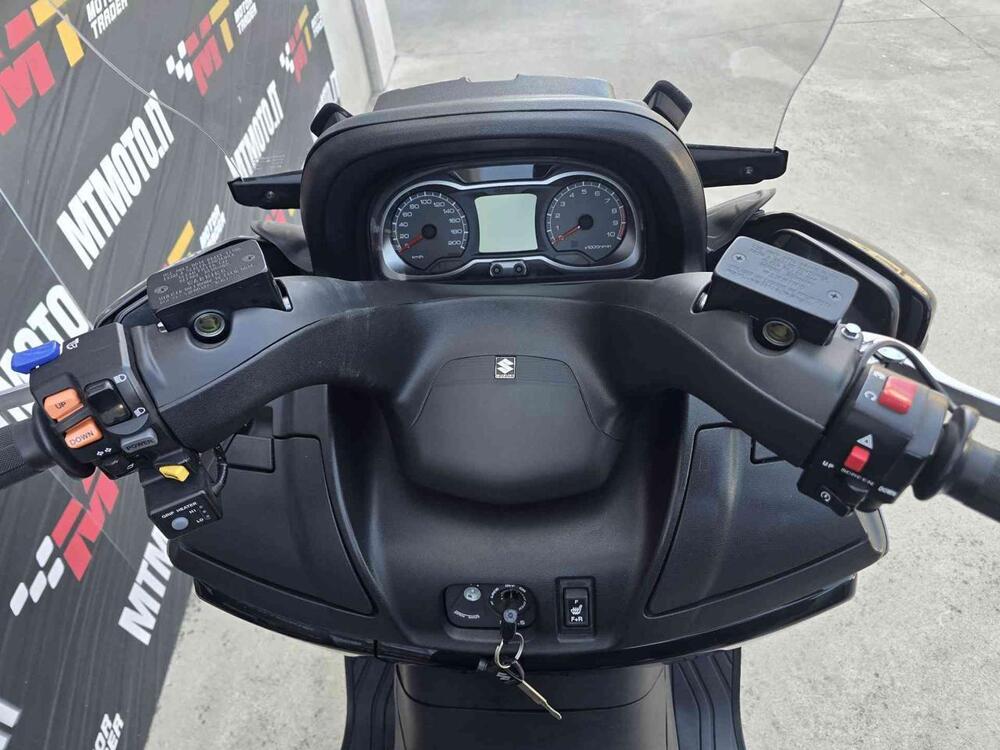 Suzuki Burgman AN 650 Executive ABS (2013 - 17) (25)