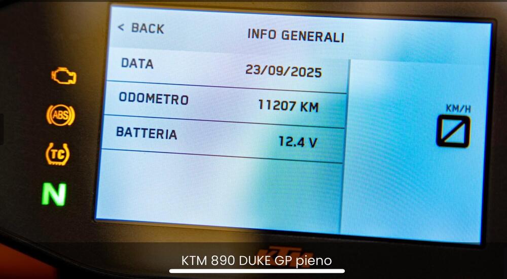 KTM 890 Duke GP (2022 - 23) (9)