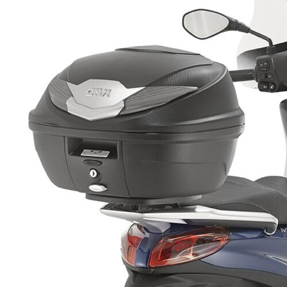 Givi SR5612 Portapacchi PIAGGIO