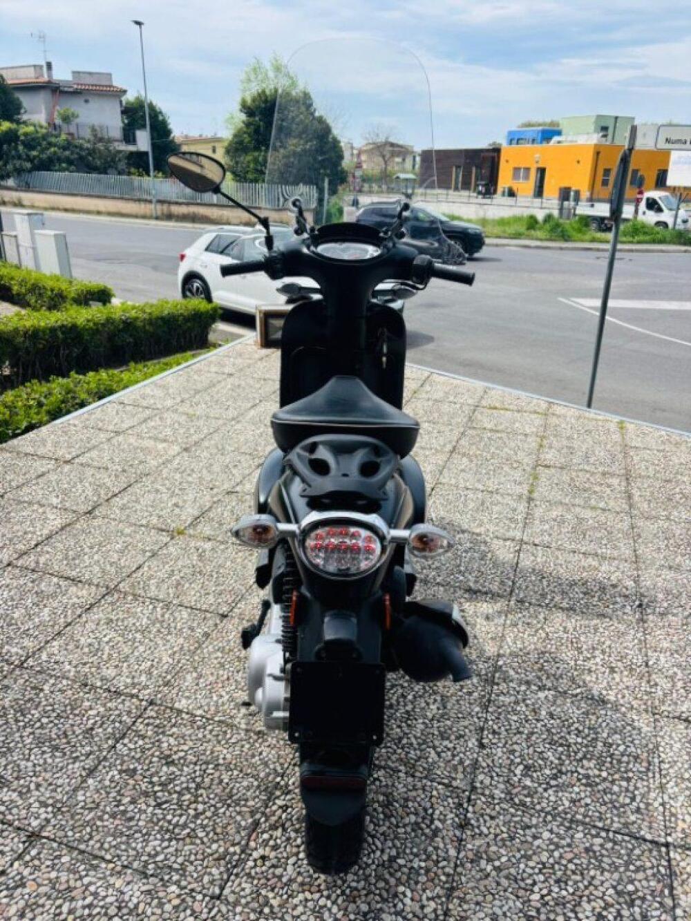 Aprilia Scarabeo 50 2t (2018 - 22) (4)