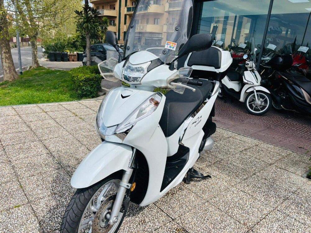 Honda SH 300 i ABS (2016 - 20) (5)